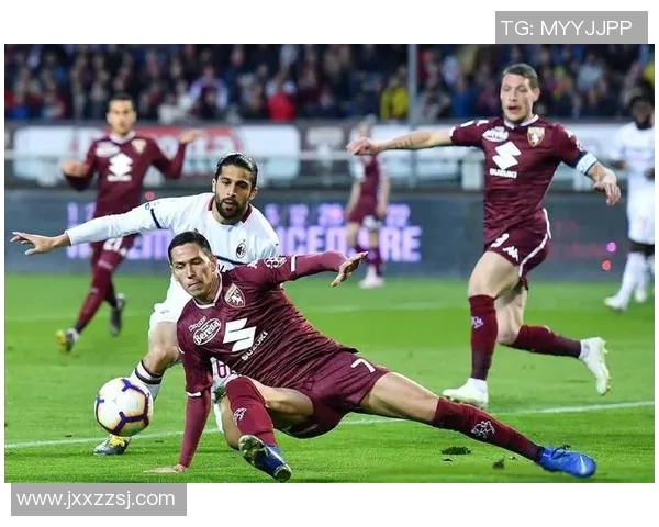 维多利与累体育的精彩对决揭示足球战术与团队协作的完美结合 维多利与累体育的精彩对决揭示足球战术与团队协作的完美结合